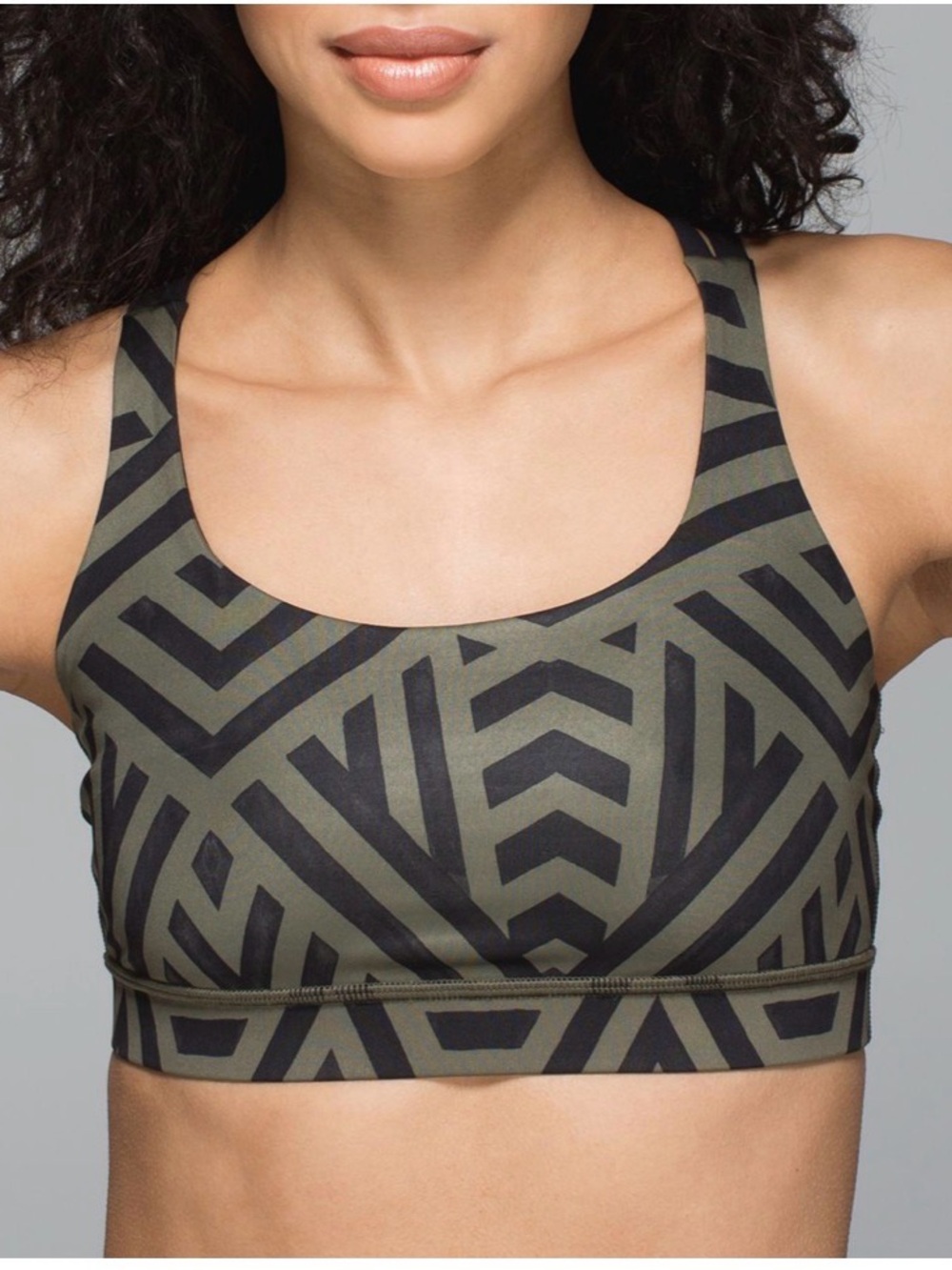 Lululemon Energy Bra
Chevron Shuffle Fatigue Green Black